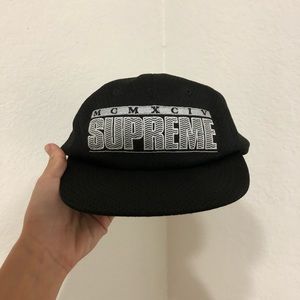 Supreme “MCMXCIV” black hat